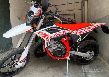 Beta 125 4T LC 2021 Motard
