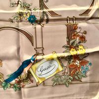 Foulard gucci