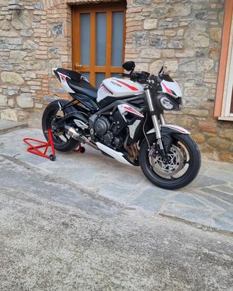 triumph street triple s 660 