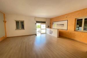 Locale commerciale 100 mq con affittuario