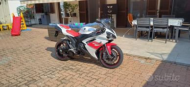 Yamaha YZF-R1