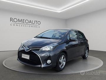 TOYOTA Yaris 1.5 hybrid business