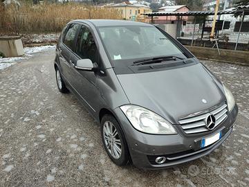 Mercedes Classe A180 CDI grey silver