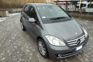 Mercedes Classe A180 CDI grey silver