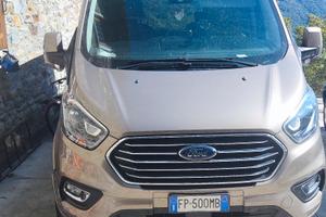 Ford Tourneo Custom 8 posti automatico 2018