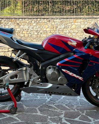 HONDA CBR 600 RR