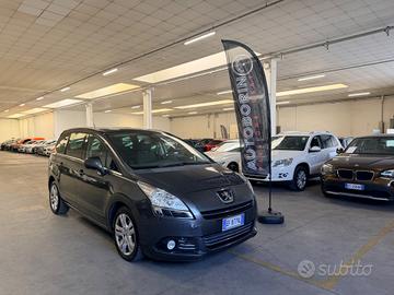 Peugeot 5008 2.0 HDi 163CV aut. Féline