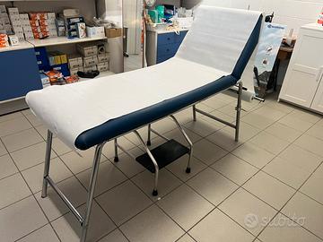 Lettino da visita o massaggio con portarotoli