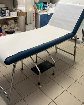 Lettino da visita o massaggio con portarotoli