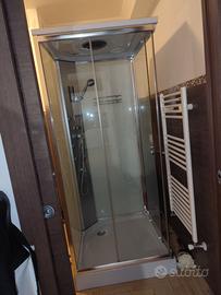 Doccia idromassaggio