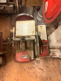 affettatrice da restaurare a volano antica