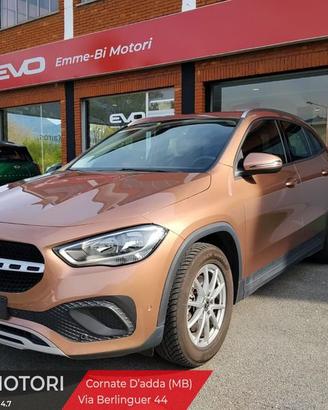 Mercedes-Benz GLA 180 d Automatic Business