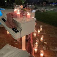 Pianoforte scenografico bianco led