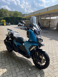 Scooter BMW c400x perfetto