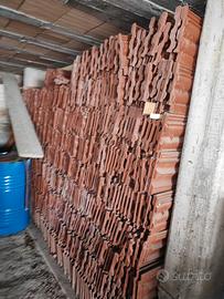 lotto di Tegole per tetto o tettoia 