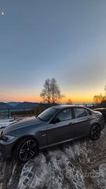 BMW 320i e90 2009 