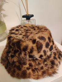 cappello di pelliccia 