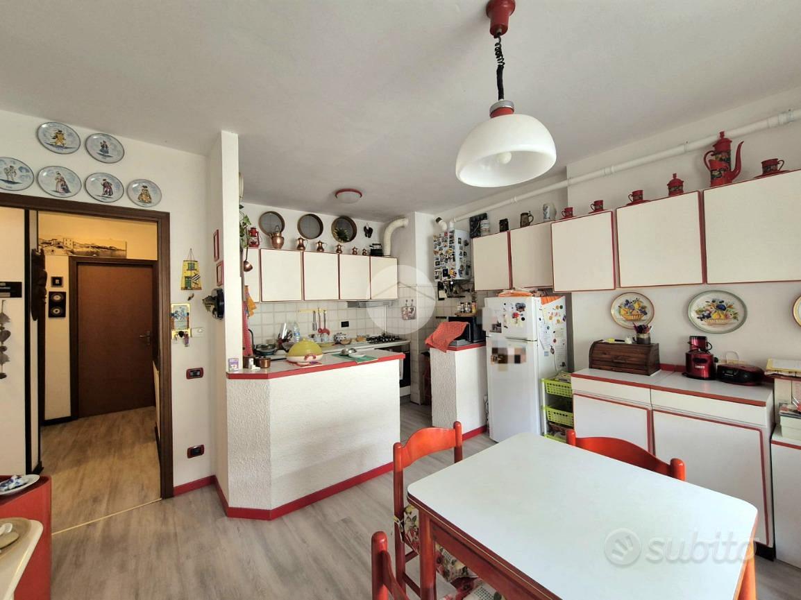 Appartamento – Genova, Lavatrici, Ponente - Vista 3