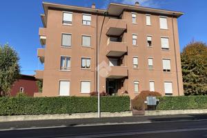 2 LOCALI A MERATE