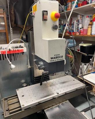 Fresatrice da banco Wabeco F1210