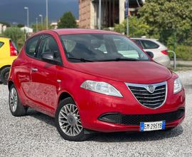 Lancia Ypsilon 1.2 69 CV 5 porte S&S Silver