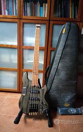 Basso elettrico Sqoe SEBS990 headless bass.