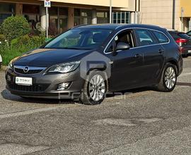 OPEL Astra 1.7 CDTI 125CV Sports Tourer Cosmo