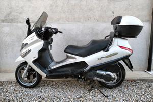 Piaggio X-EVO 400 i.e. 