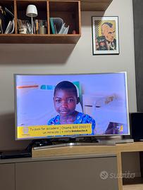 Samsung 48” Curvo SUHD 4K Smart TV – Serie 9
