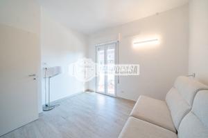 MONOLOCALE RISTRUTTURATO CAMPO DI MARE