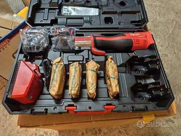 Pressatrice a Batteria Milwaukee 16/20/26/32