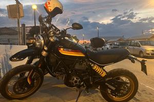 ducati desert Sled 800