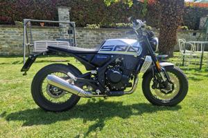 Brixton Crossfire 500 X (2023) – Pari al nuovo - S
