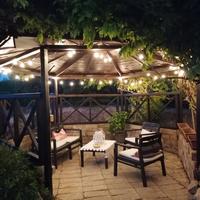 Gazebo in legno esagonale