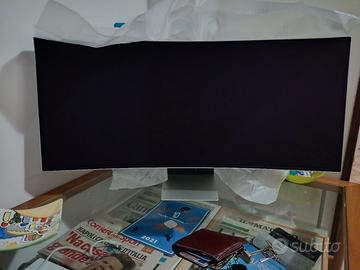 Odyssey OLED G8 G85SB LS34BG850SUXEN con