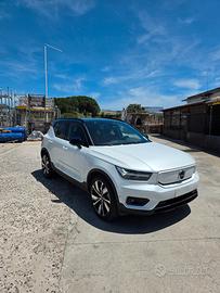 Volvo xc40 (2017-->) - 2022