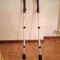 2 stampelle + 2 puntali