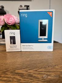 Telecamere Ring Plug-In con batteria