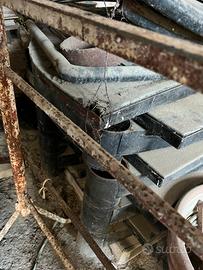 Scala in ferro rotonda