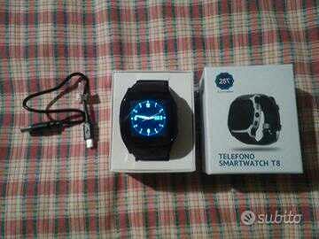 Smartwatch orologio con telefono incorporato