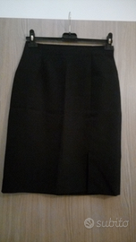 Gonna nera con spacco