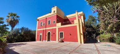 Villa signorile con parco