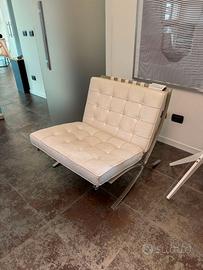 Poltrona design Barcelona in pelle bianca – stile