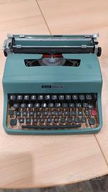 Macchina da scrivere Olivetti Lettera 32