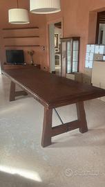 Tavolo rustico artigianale in castagno massello