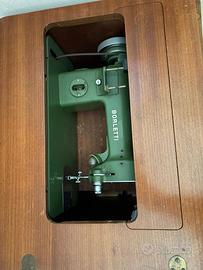 Mobile con macchina da cucire Borletti