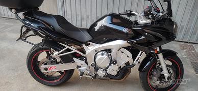 Yamaha Fazer 600 2005,km 34,000,.