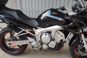 Yamaha Fazer 600 2005,km 34,000,.