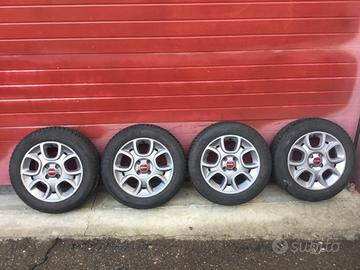 Gomme M+S +cerchi in lega originali 175/65/15