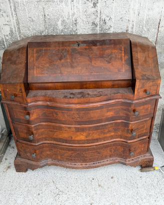 Scrivania in legno massello